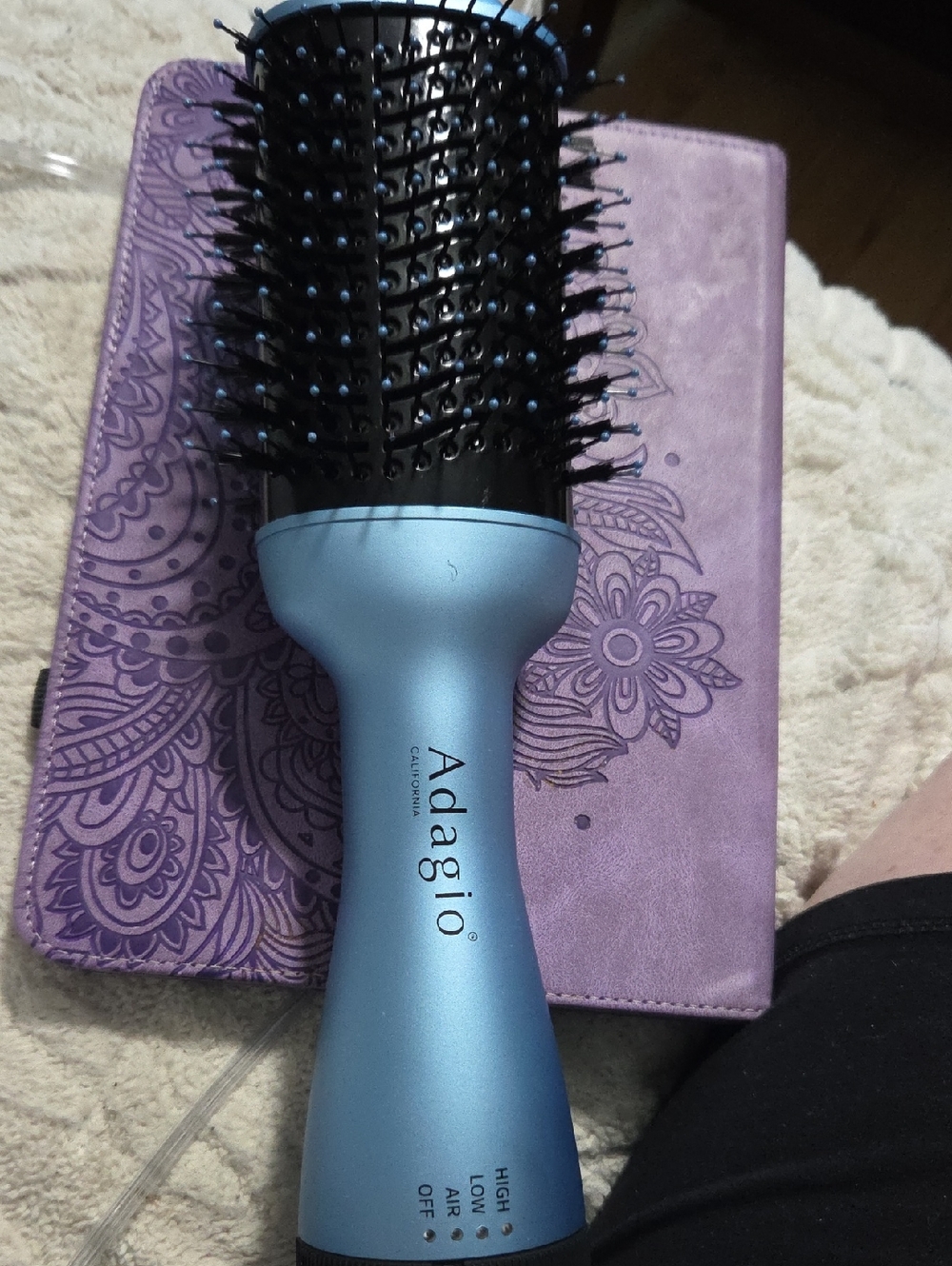 Adagio California Women's Blue Blowout Styling Brush